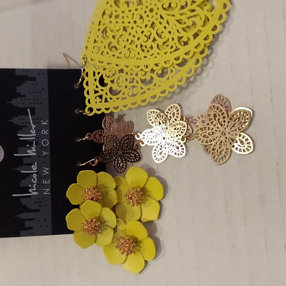 Nicole Miller NY Yellow and Gold Earring Set
